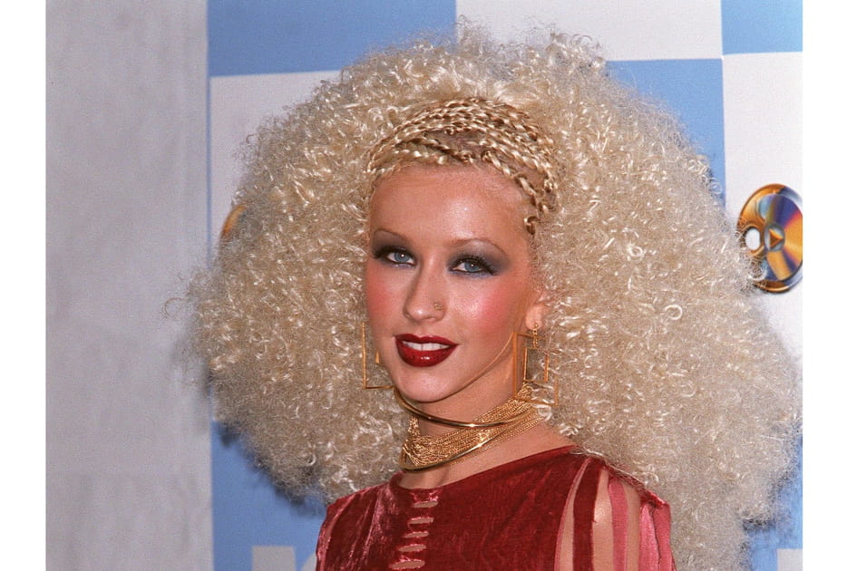 Christina Aguilera et son maquillage trop brillant