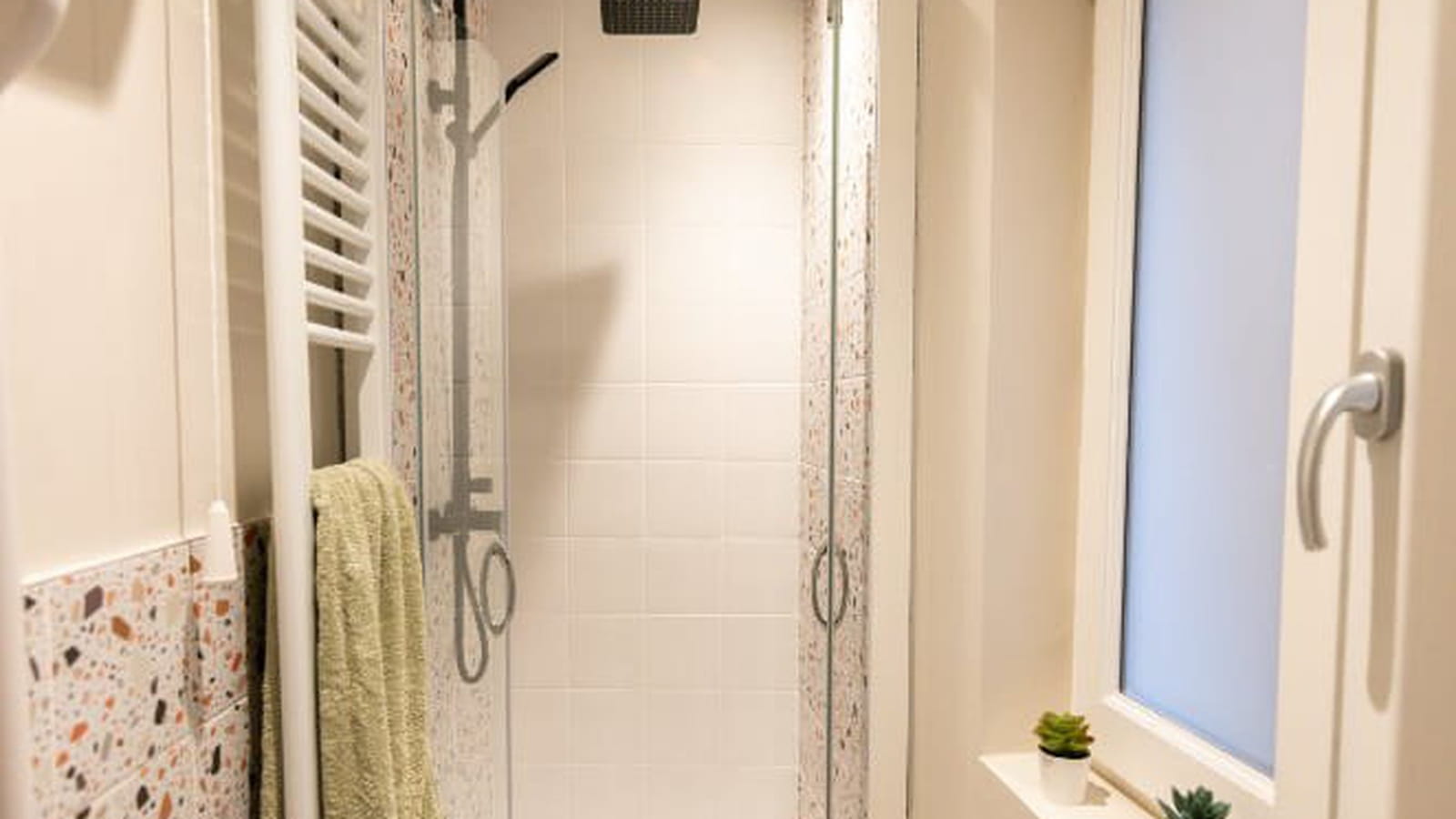 Salle de bains après