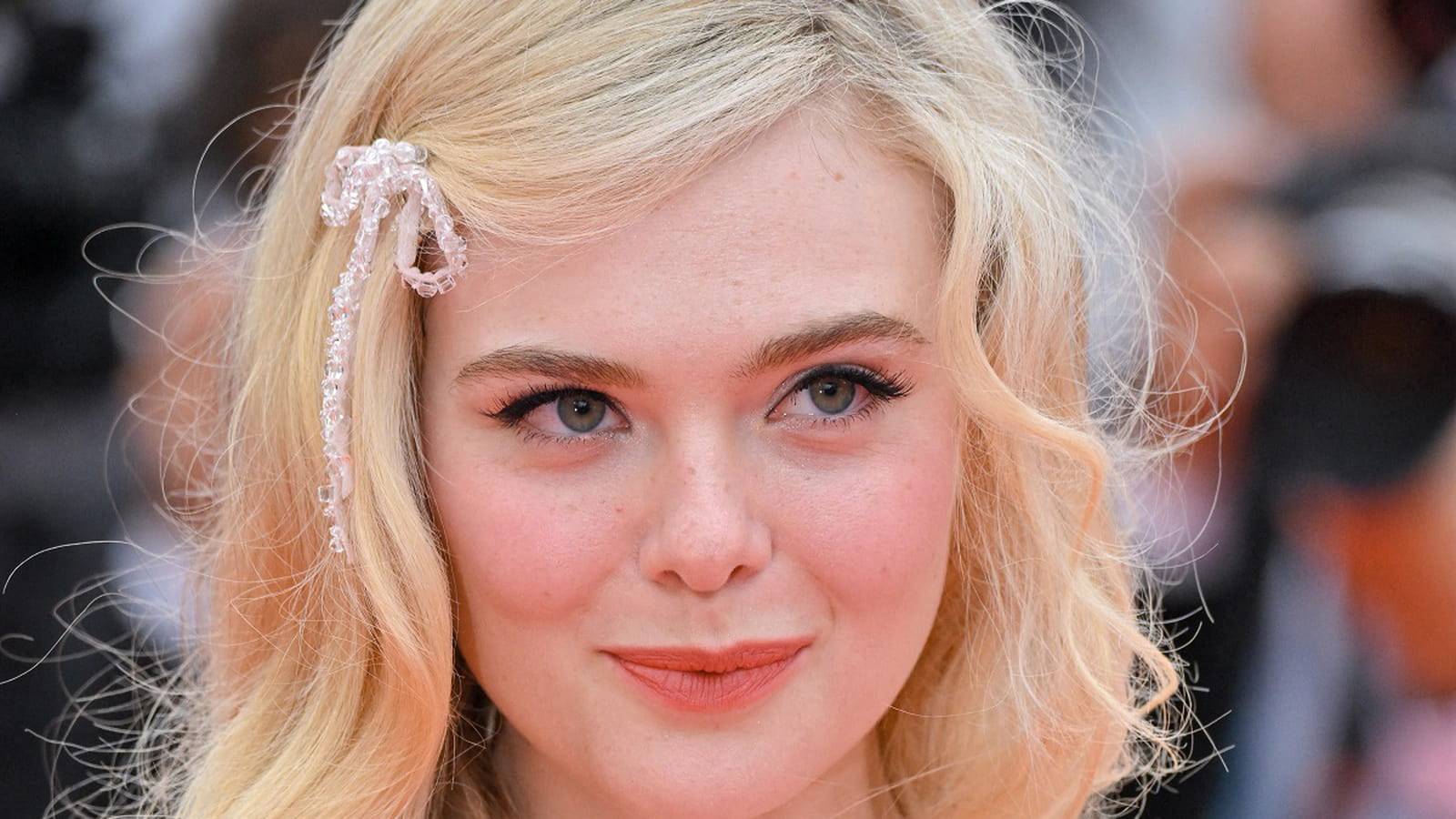 Elle Fanning en blonde