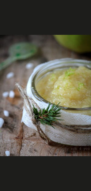 Compote de pommes au miel, citron et gingembre