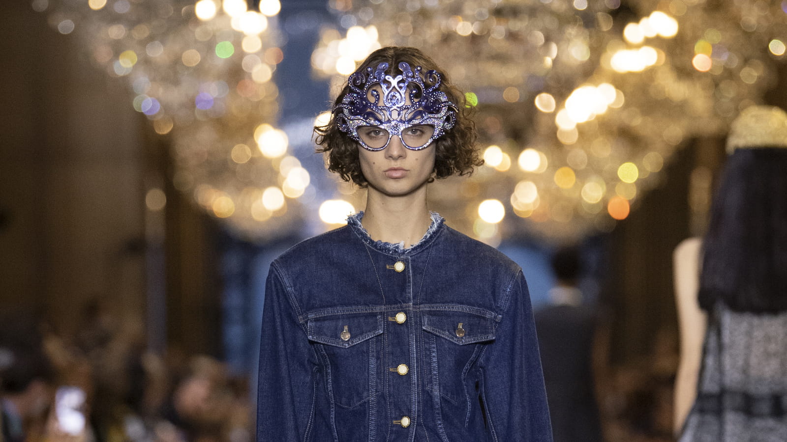 Look 14
