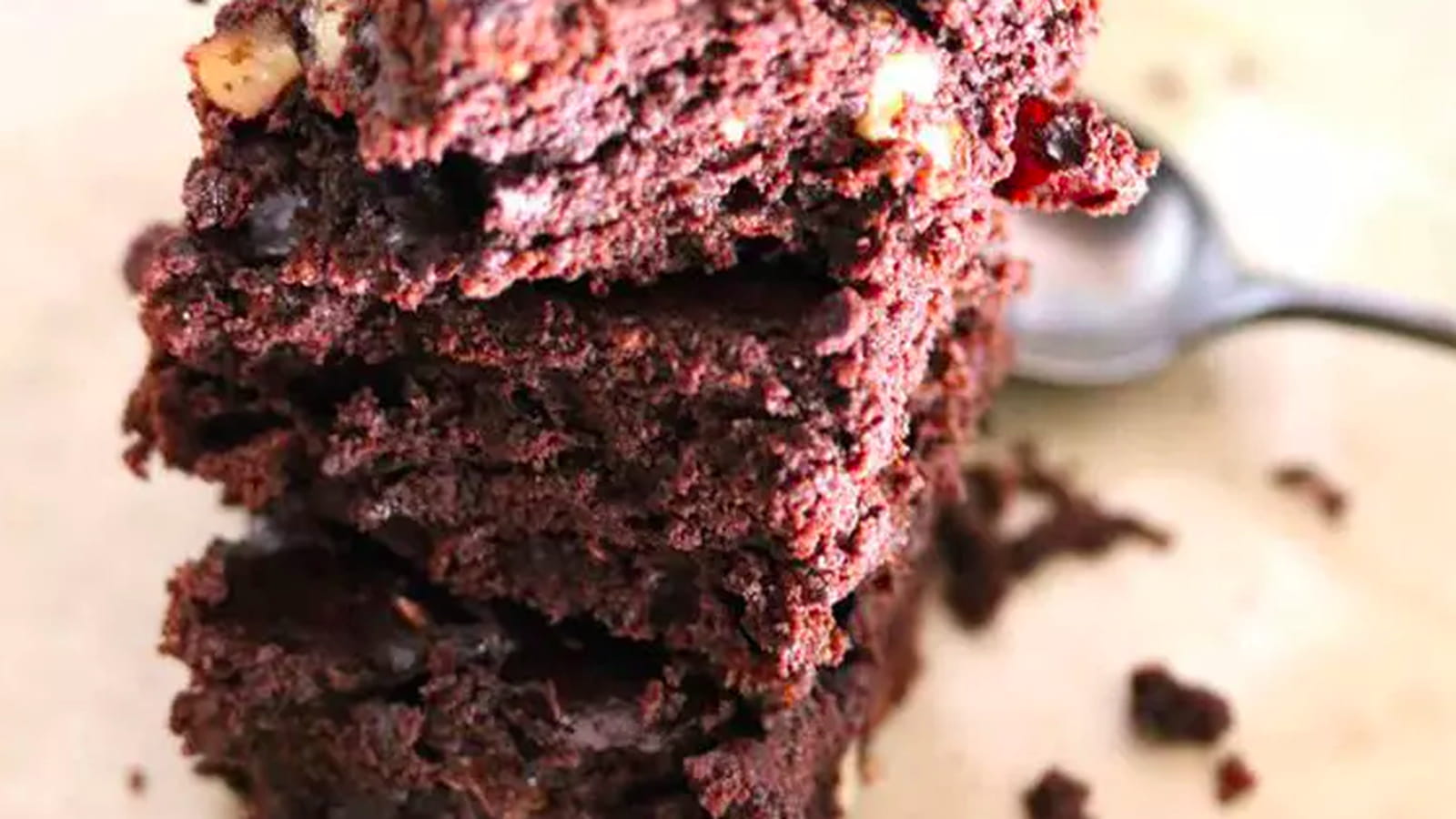 Brownie au chocolat noir et à la courgette