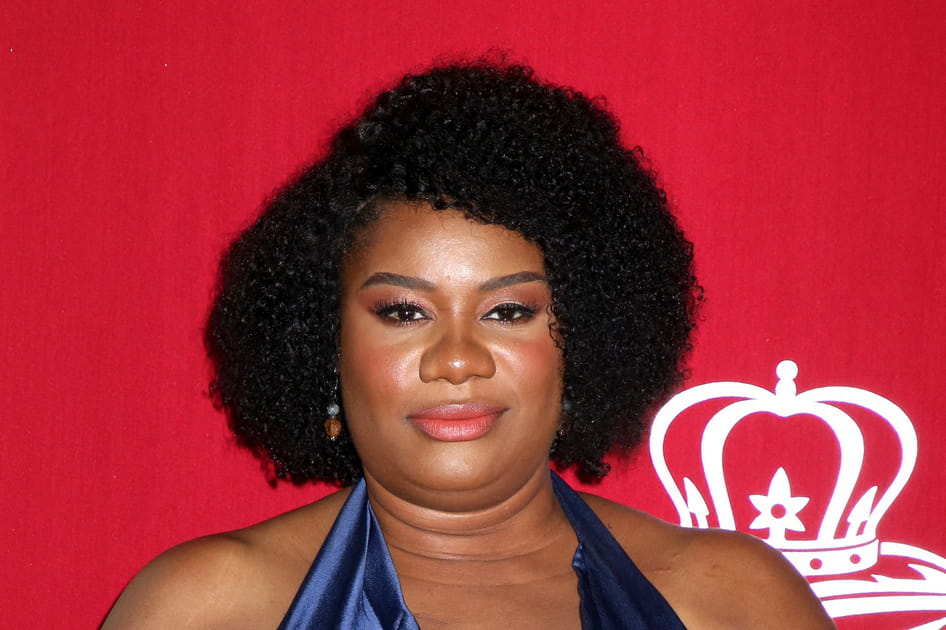 La coiffure afro d'Adrienne C. Moore