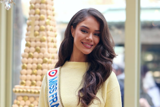 Hinaupoko Devèze : PHOTOS des 1ers pas de Miss France 2026, chaperonnée par Camille Cerf