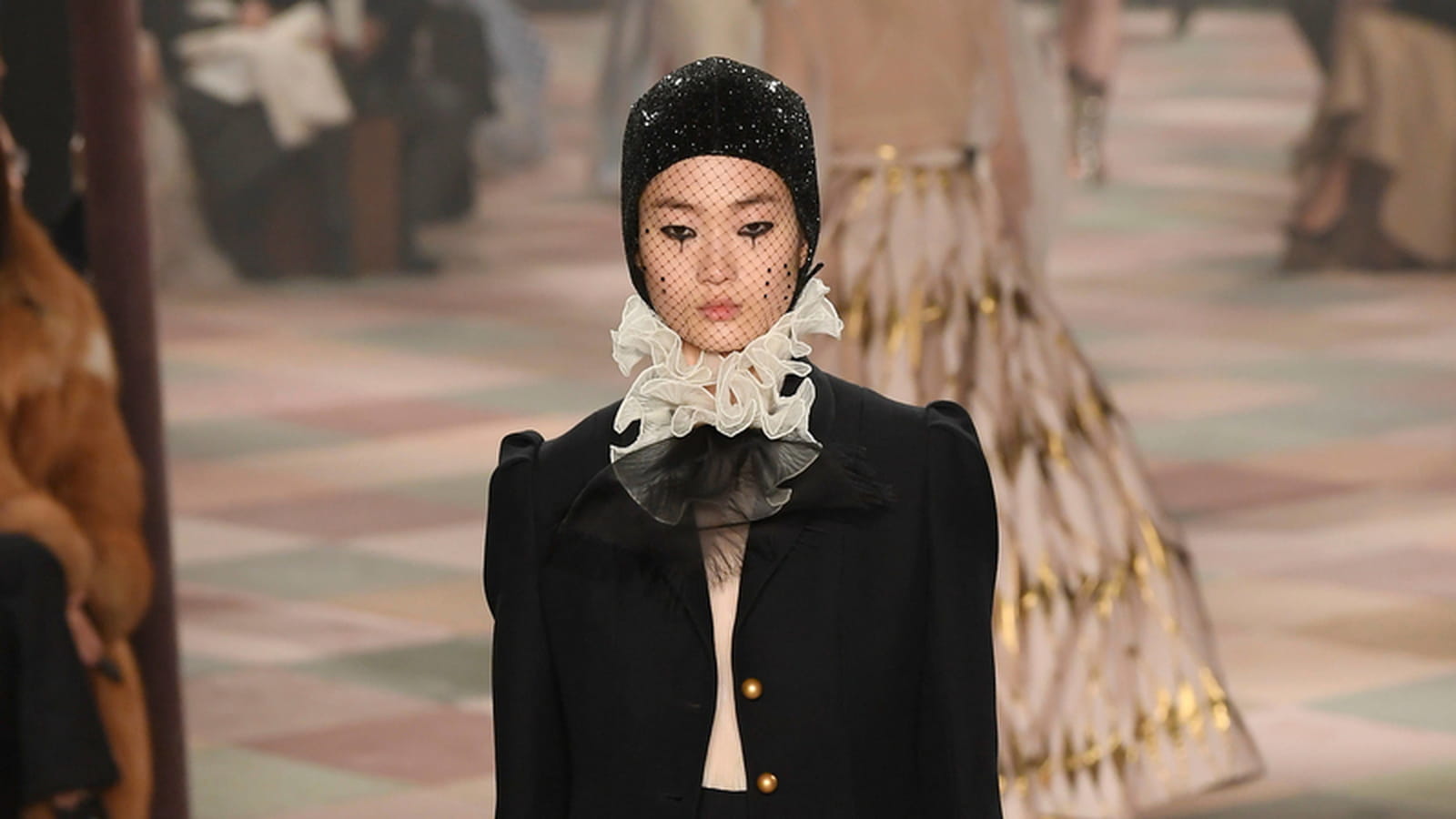 Look 39