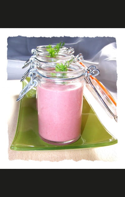 Velout&eacute; froid de betteraves et gingembre