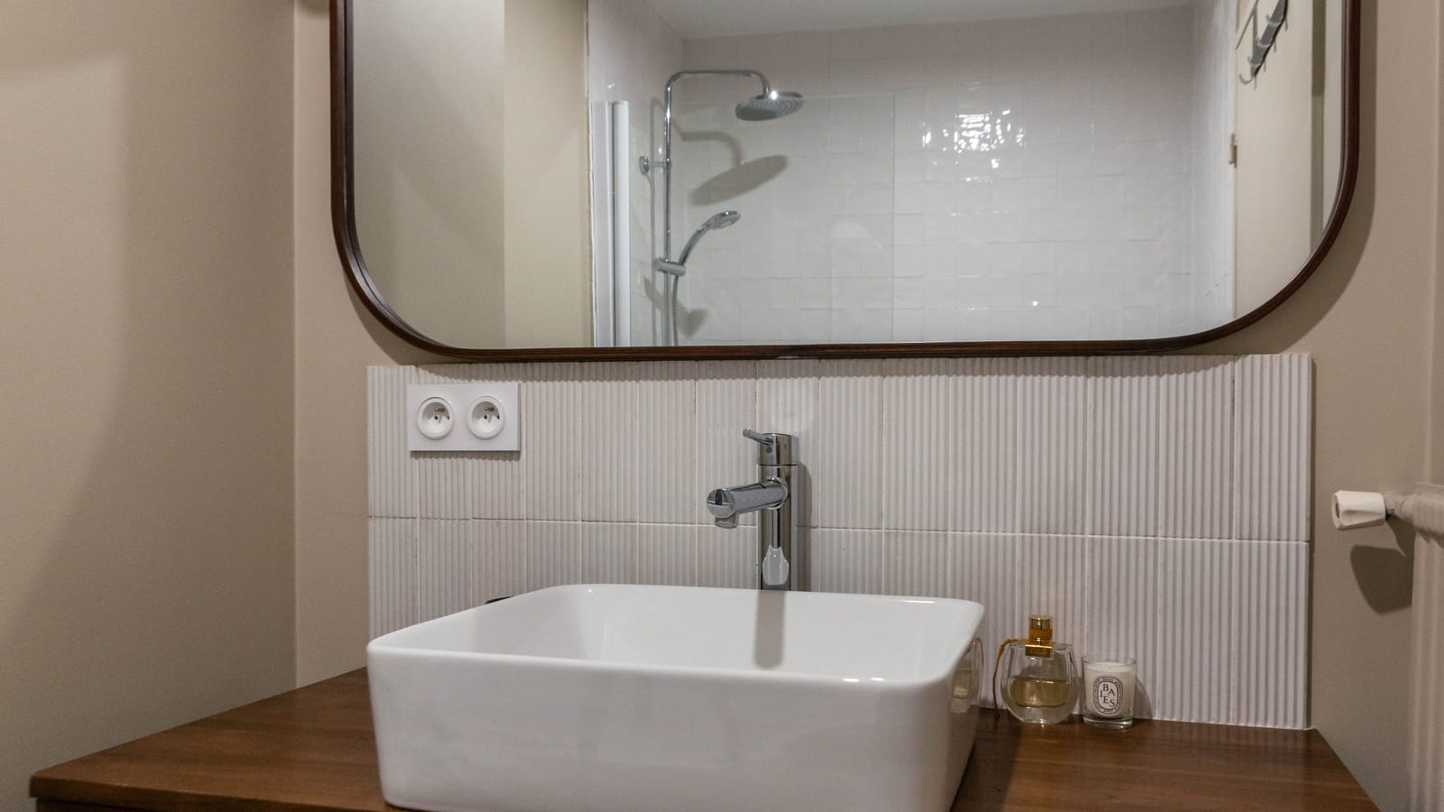 Salle de bains après