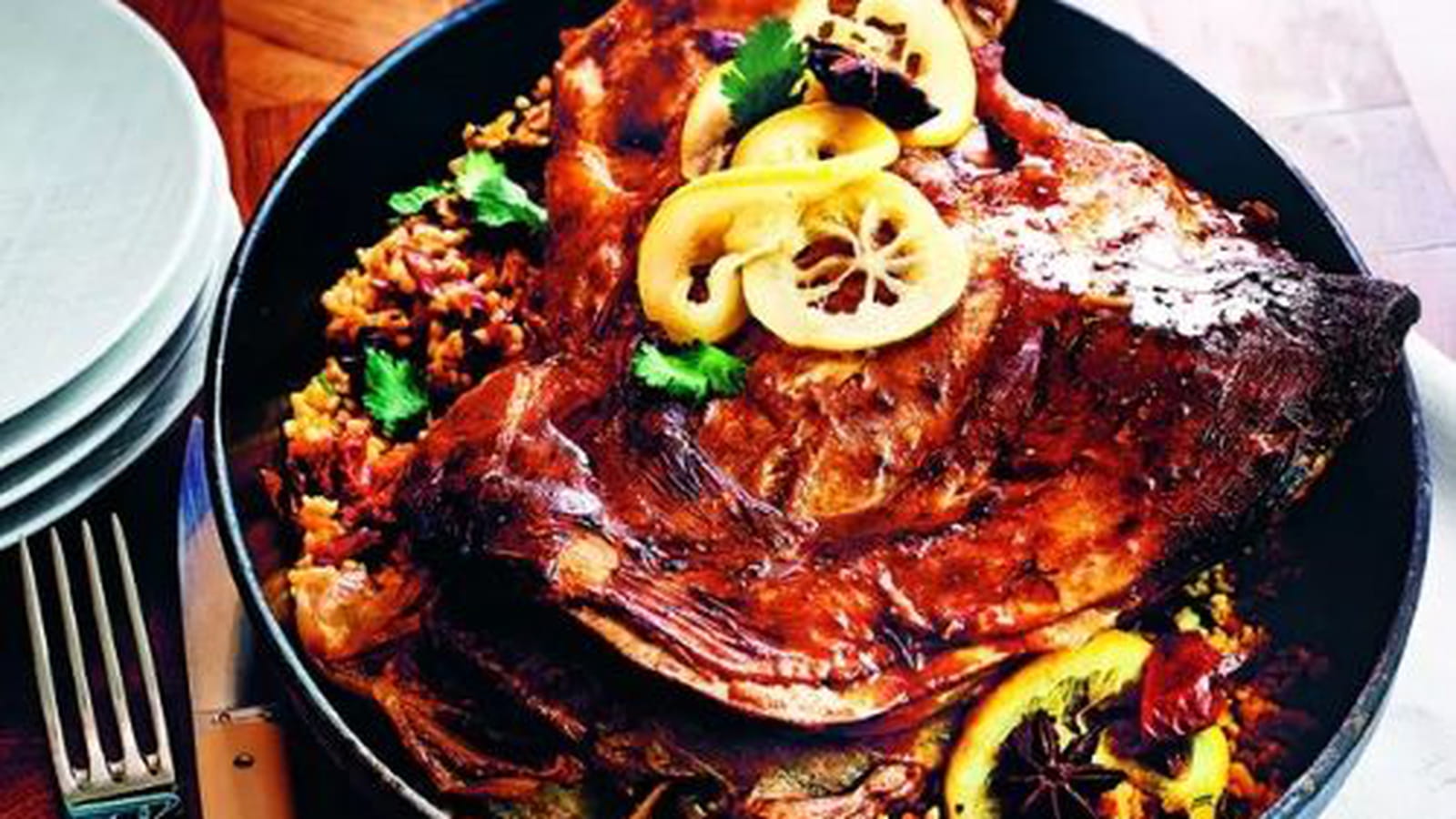 Agneau de 7 heures confit aux olives, citron et boulgour d'Eric Frechon