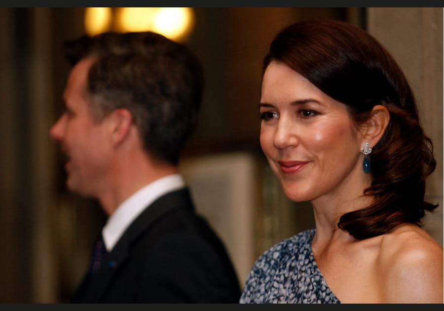 Mary de Danemark, exceptionnelle avec son side hair