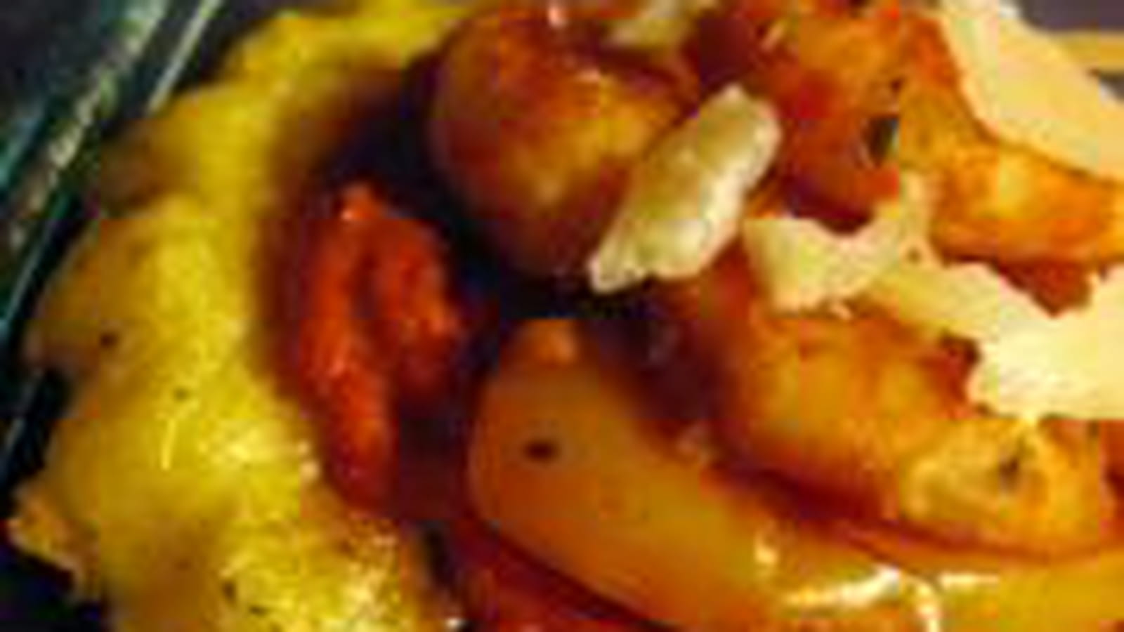 Tartelettes de polenta croustillante aux crevettes