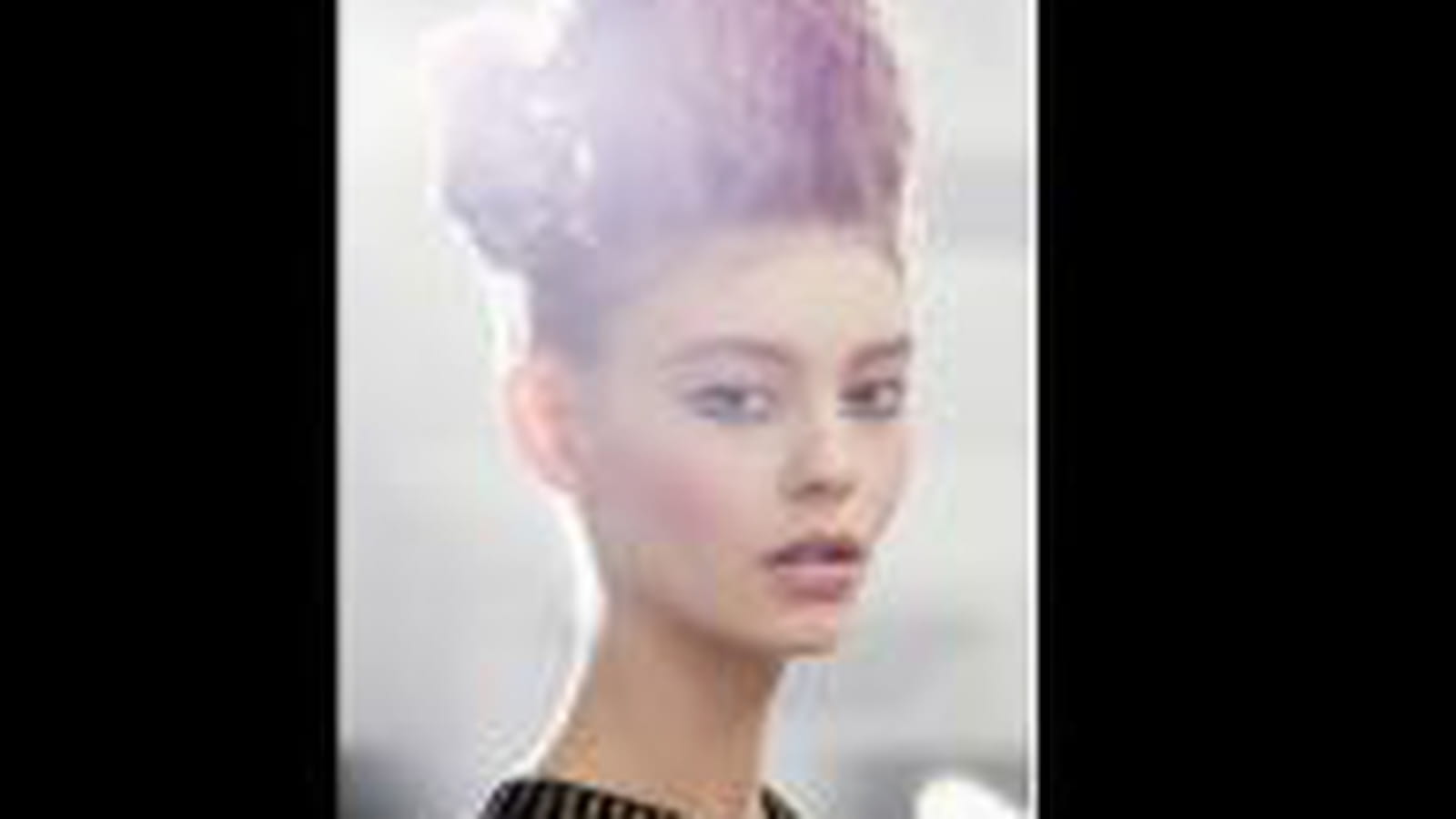Une coiffure neo punk