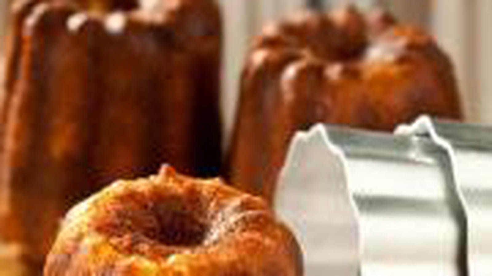 Cannelés au Comté