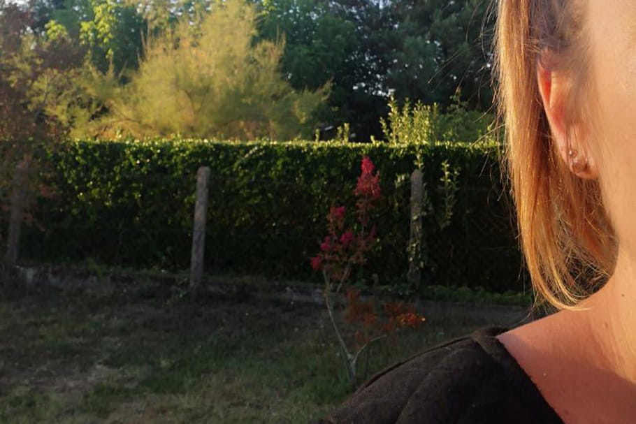 "Il m'enfonçait la tête dans la poubelle, me traitait de merde", Samantha témoigne contre les violences conjugales