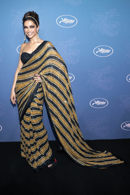 Deepika Padukone&nbsp;: allure princi&egrave;re au d&icirc;ner de gala d'ouverture