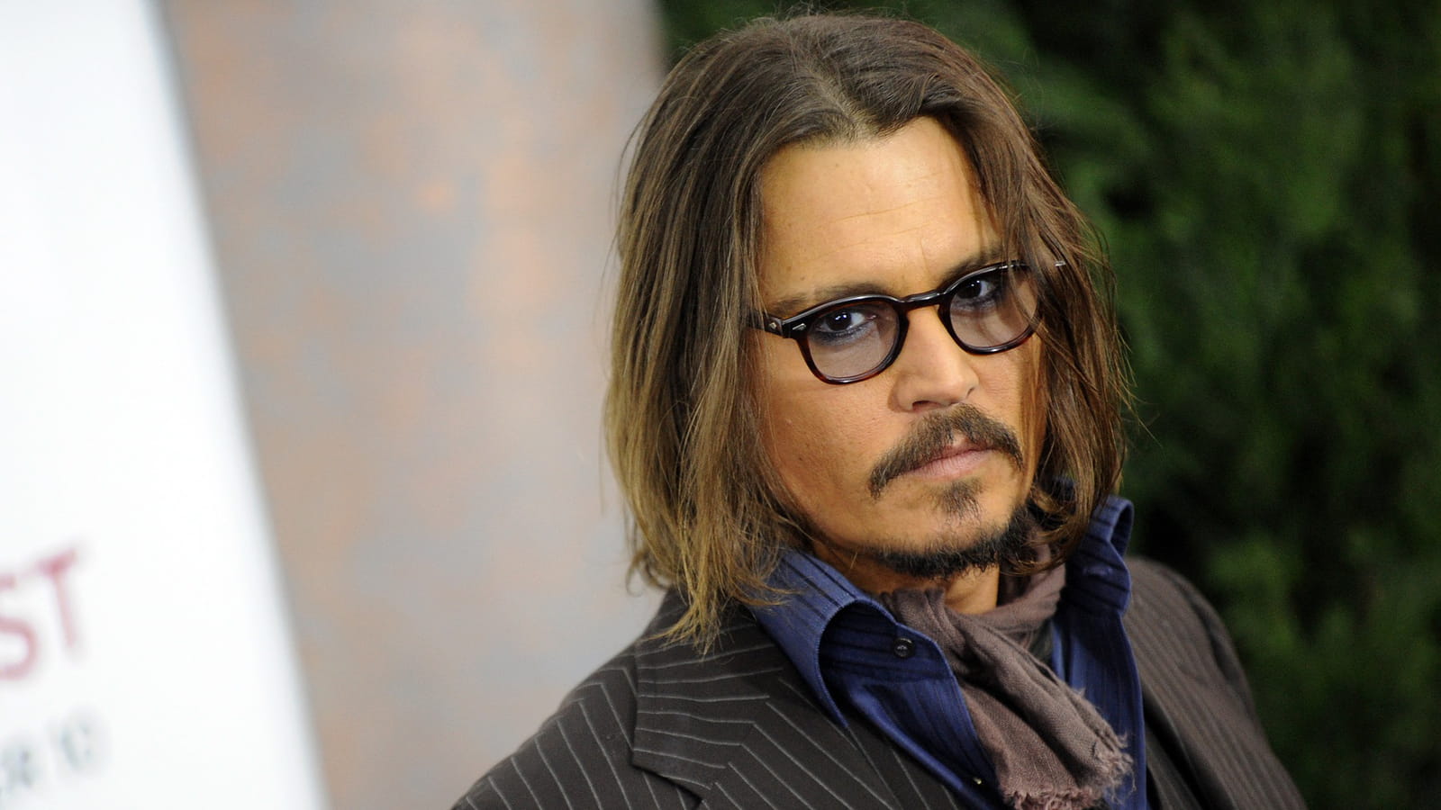 Johnny Depp, cheveux longs