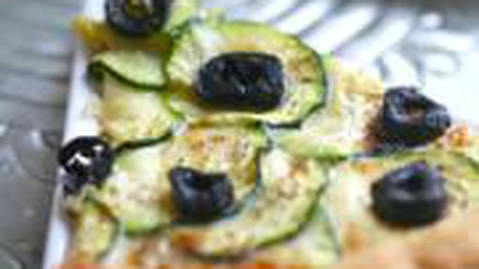 Tarte fine au camembert et courgettes