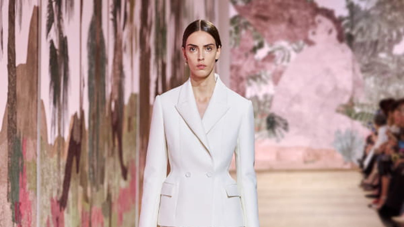 Look 12