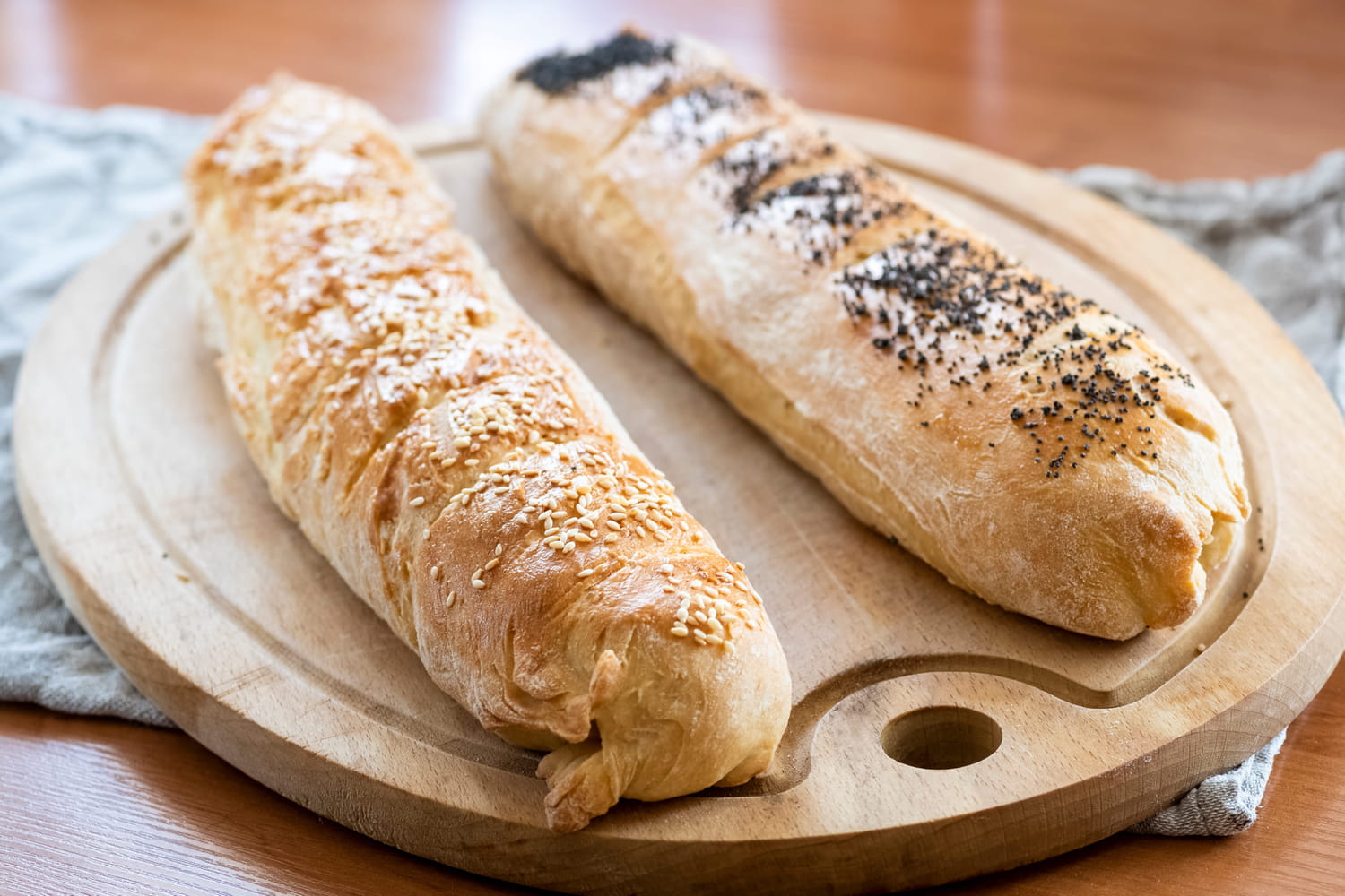 "Une croûte dorée et bien croustillante" : cette baguette maison se prépare plus vite qu'un aller-retour à la boulangerie