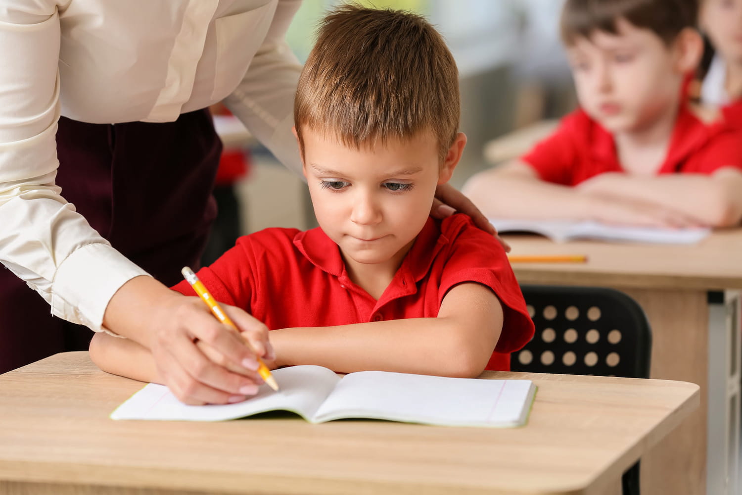 My child cannot concentrate in school: how to help him?