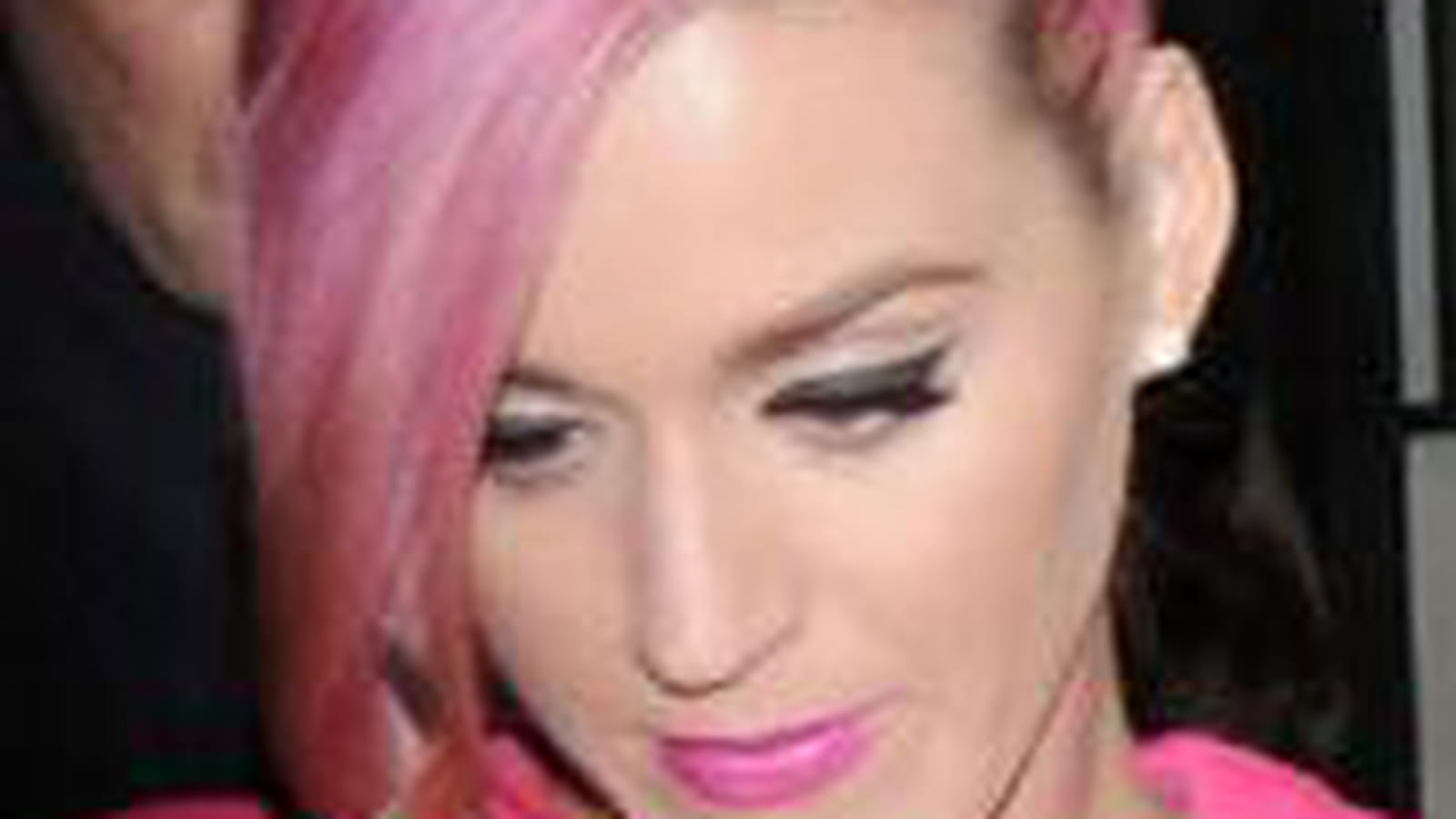 Les cheveux roses