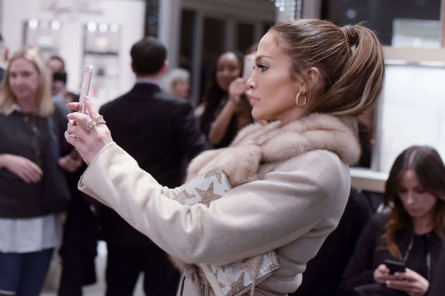Jennifer Lopez s'auto-capture