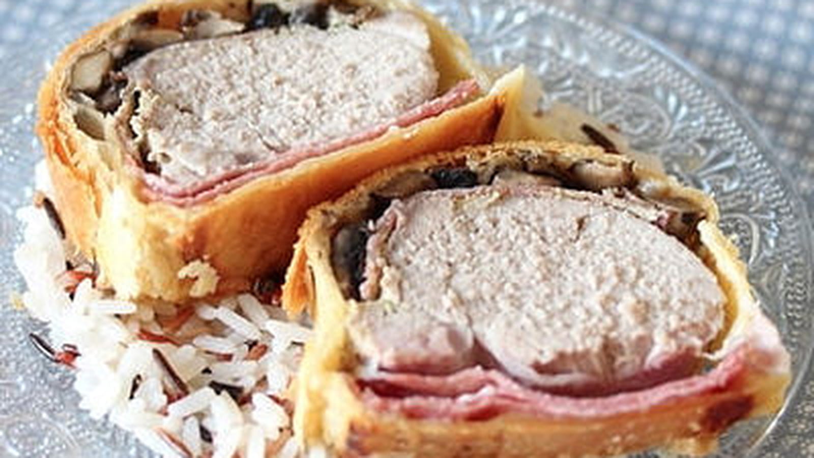 Filet mignon en croûte, champignons, bacon fumé & moutarde au miel