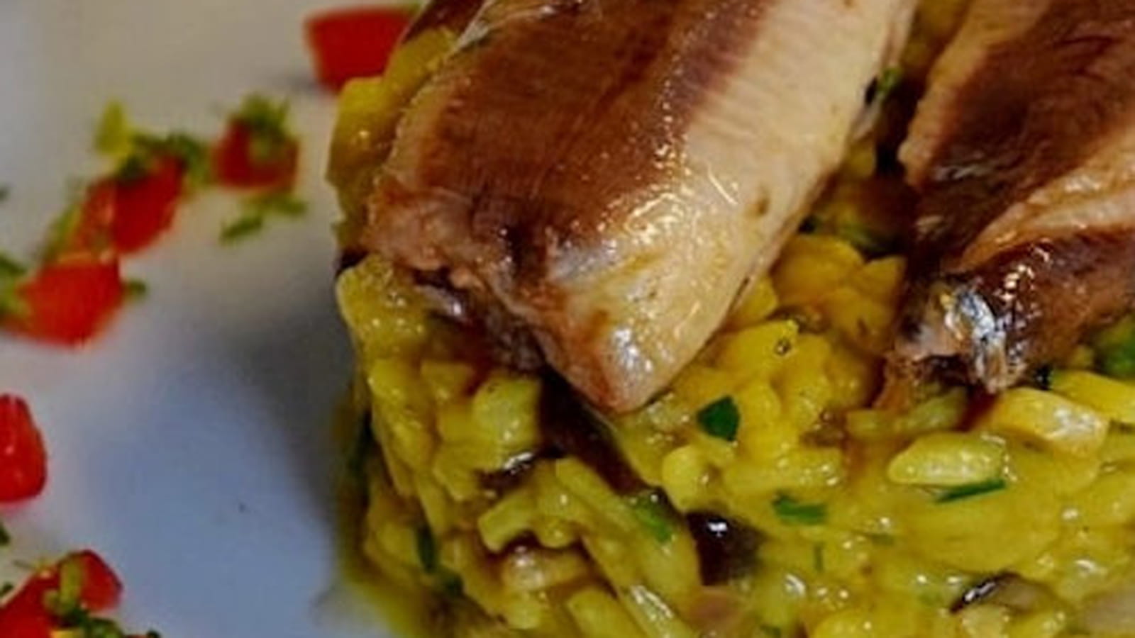 Risotto aux champignons des bois accompagné de sardines à l'huile d'olive