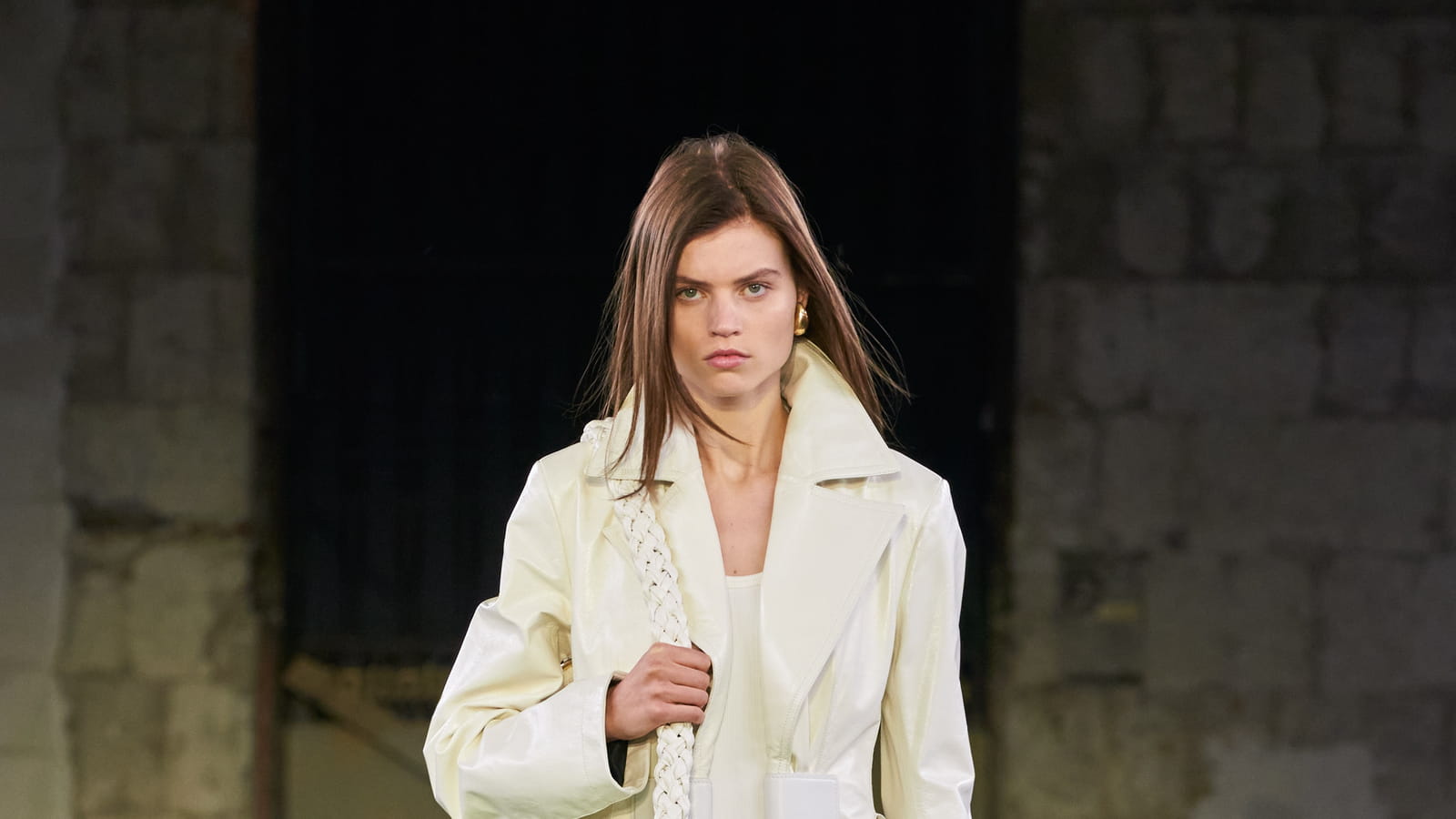 Look 3