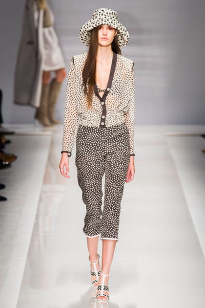 Le d&eacute;fil&eacute; Max Mara