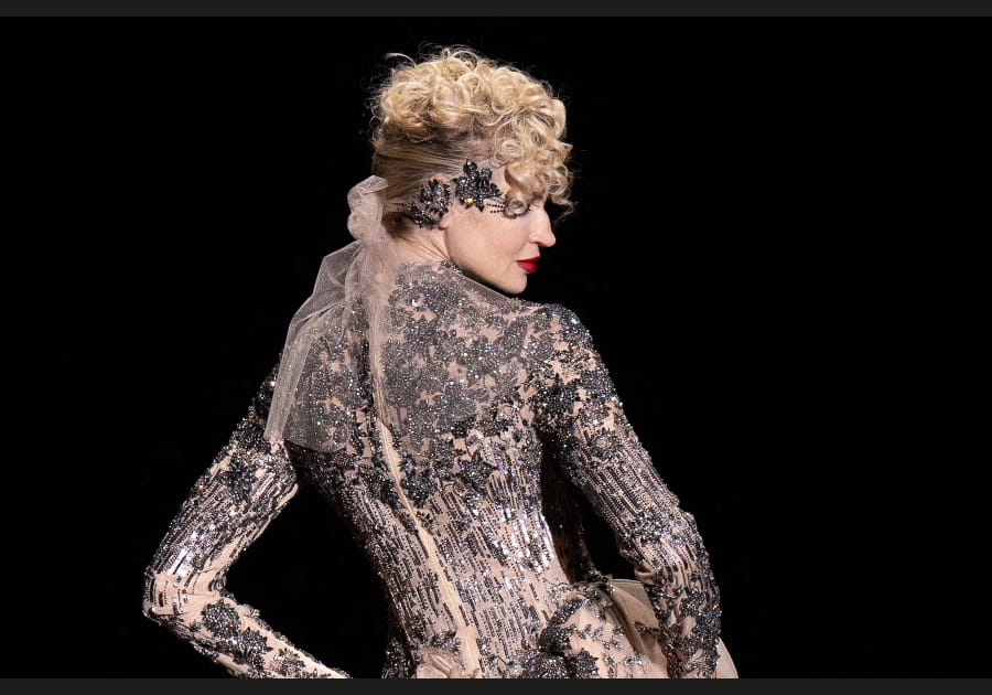 La coiffure vintage de Julien Fourni&eacute;