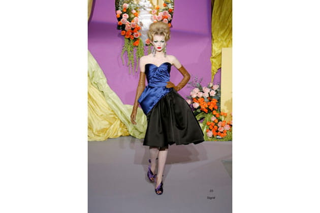 Bustier asymétrique