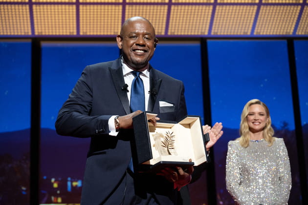 Forest Whitaker re&ccedil;oit la palme d'honneur &agrave; la c&eacute;r&eacute;monie d'ouverture