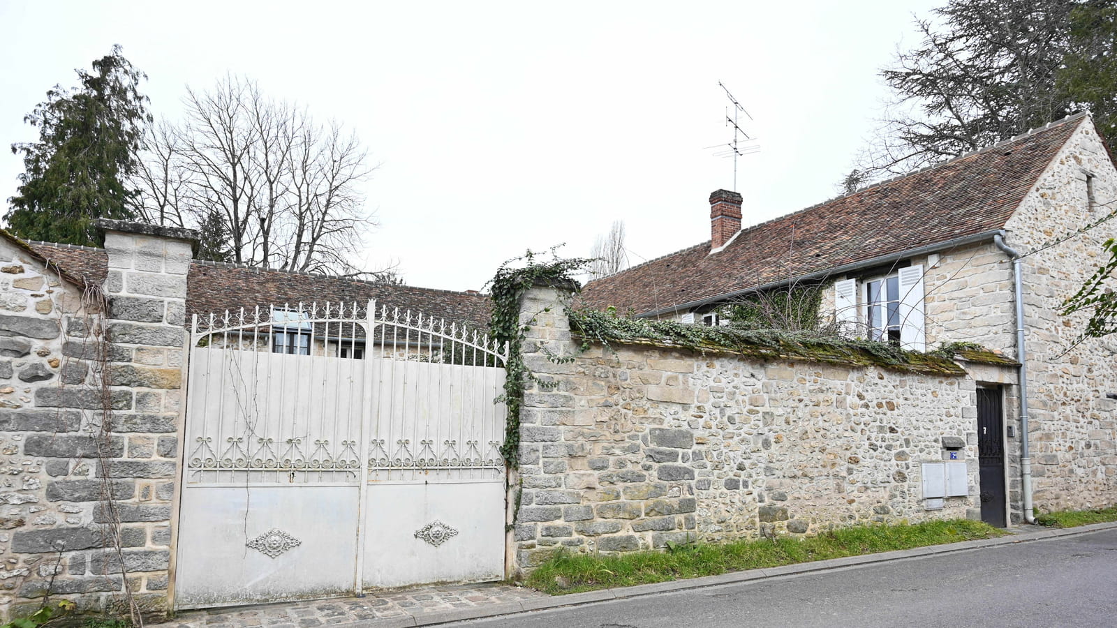 Cély-en-Bière, lieu de débauche