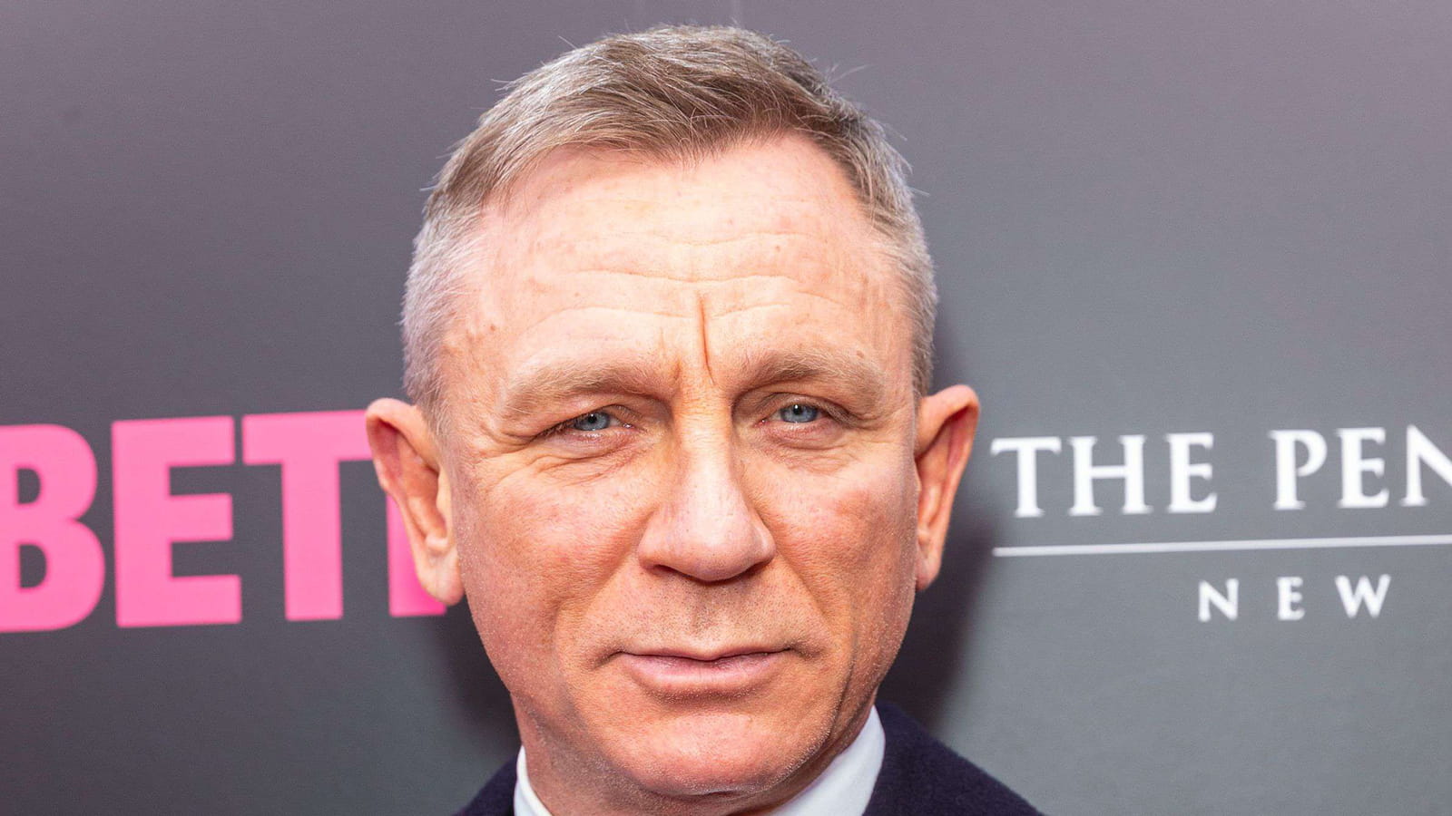 Daniel Craig