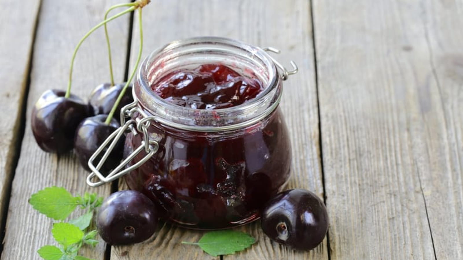 Confiture de cerise au miel