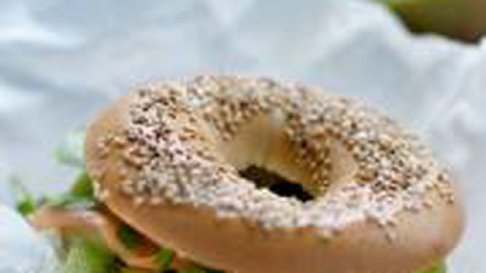 Bagel au kiwi et saumon fumé