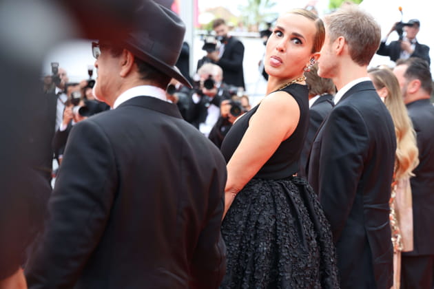 La r&eacute;alisatrice et membre du jury Julia Ducournau se l&acirc;che sur le tapis rouge&nbsp;!