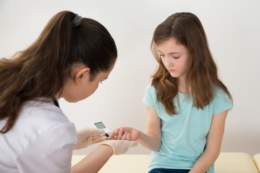 Diabète chez l'enfant : symptômes, diagnostic, traitements