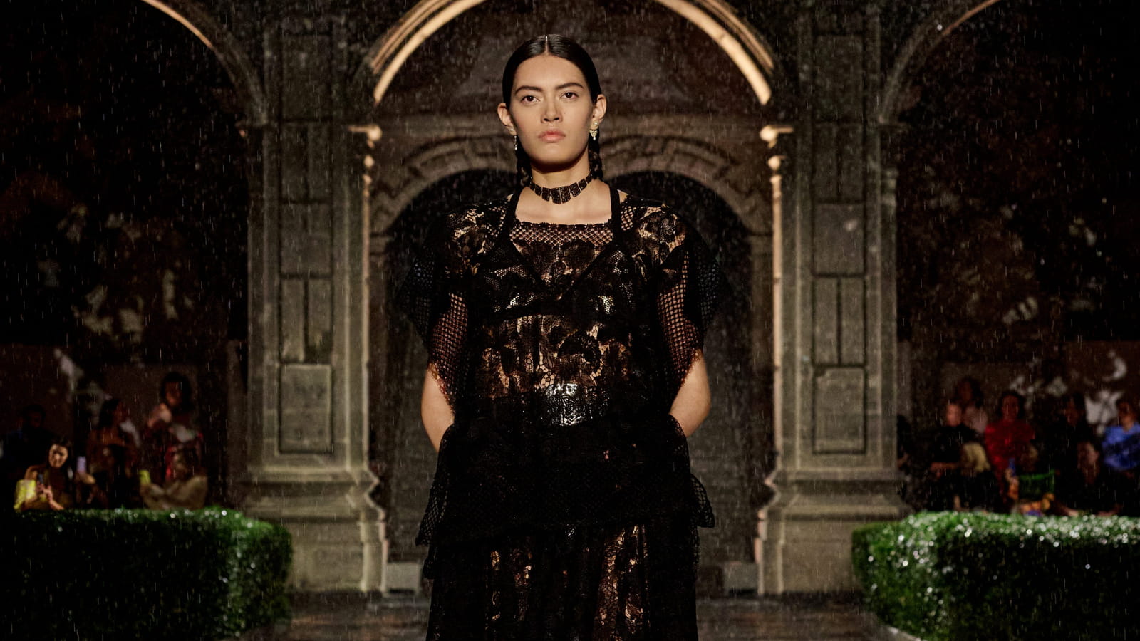 Look 11