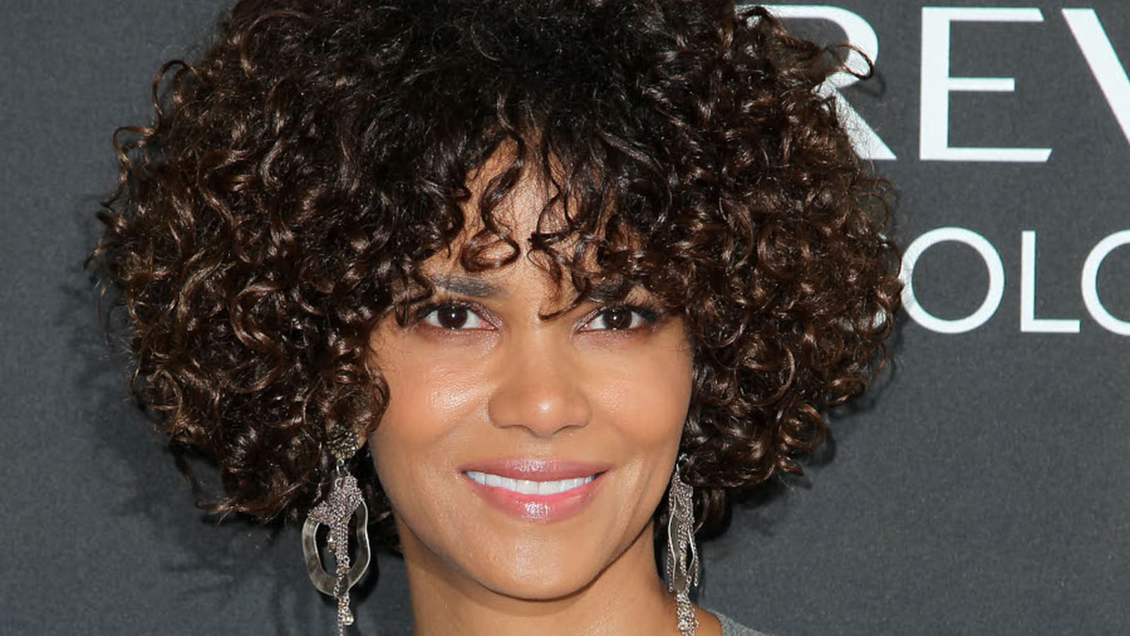Halle Berry 
