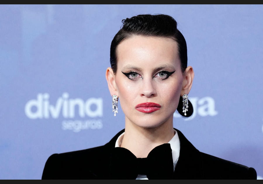 Flop&nbsp;: le liner graphique de Milena Smit