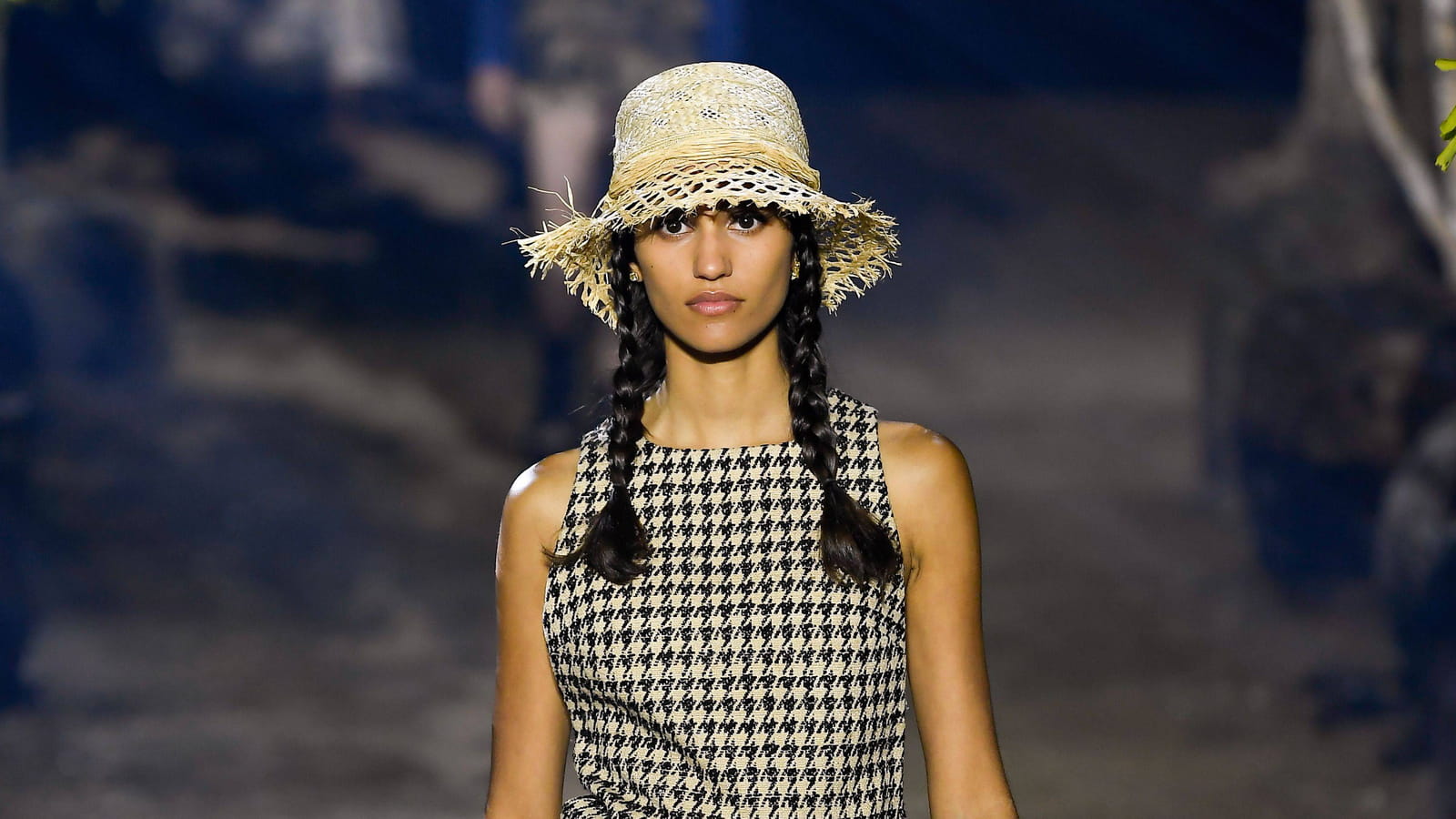 Look 21