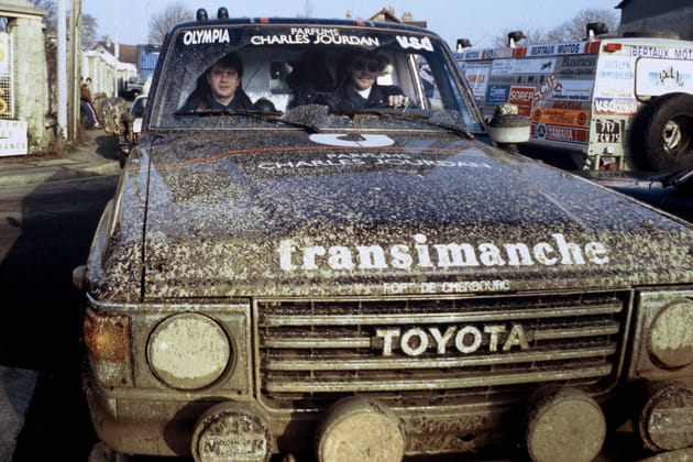 Sur le départ du Paris-Dakar, en 1985
