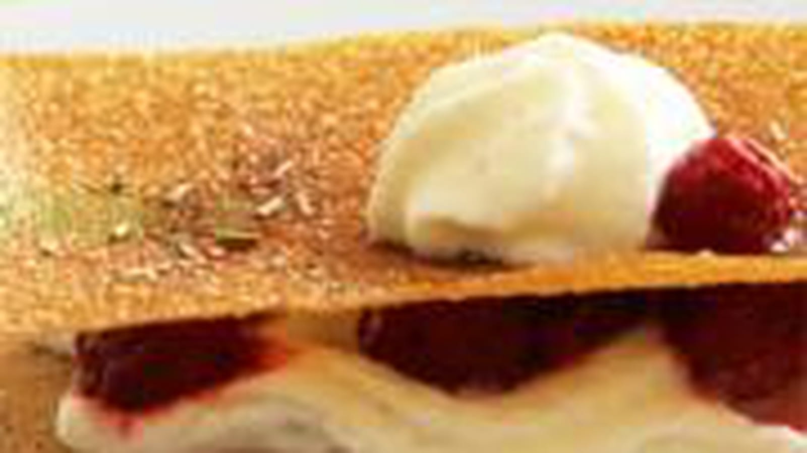 Mille-feuille aux framboises et au miel