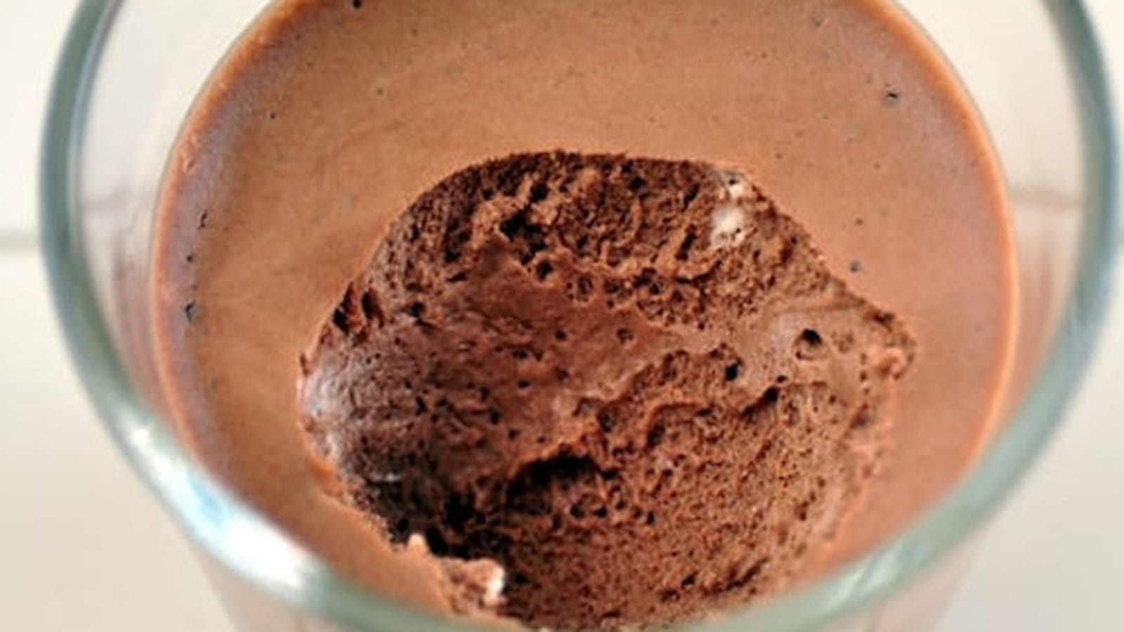Mousse au chocolat aérienne