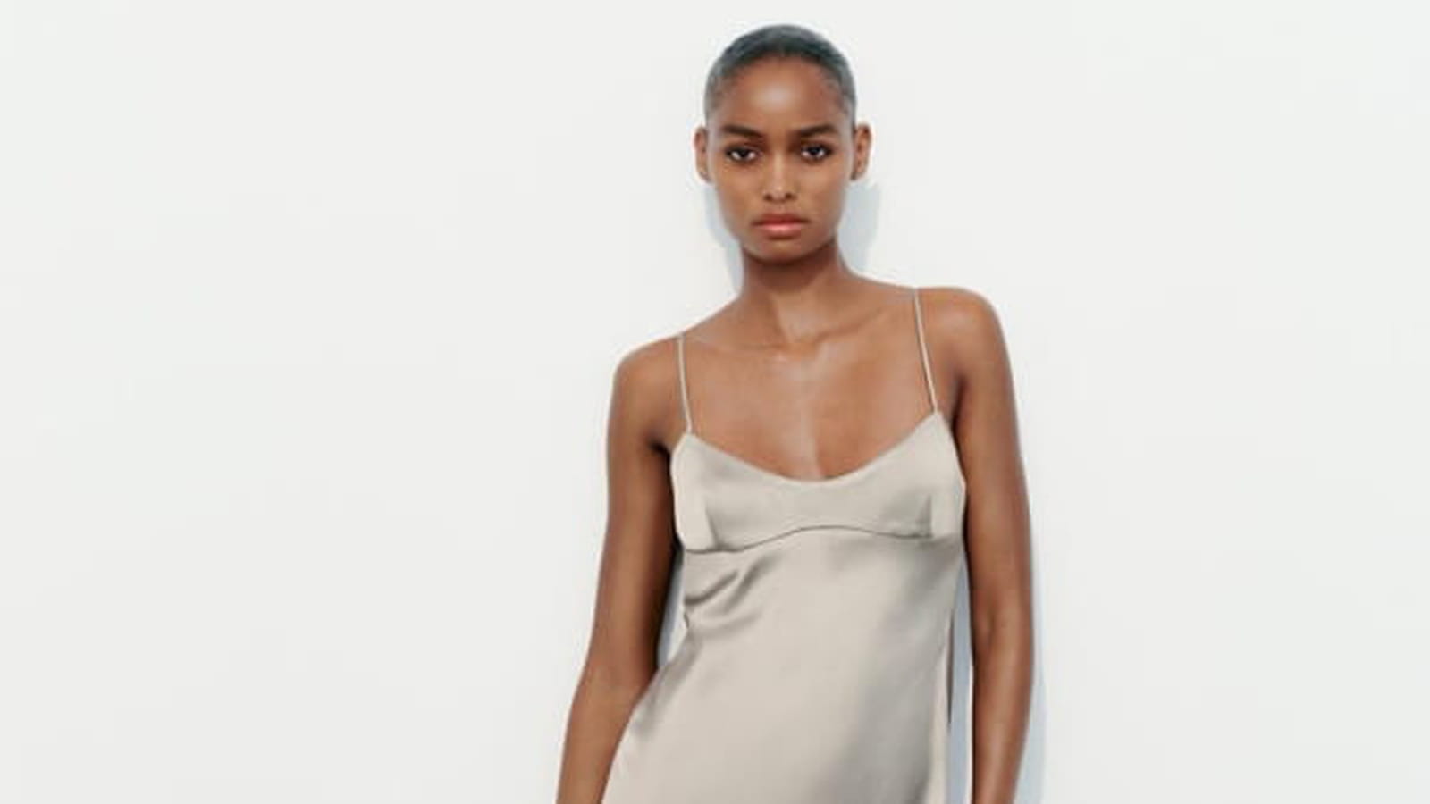 Robe style lingerie Zara
