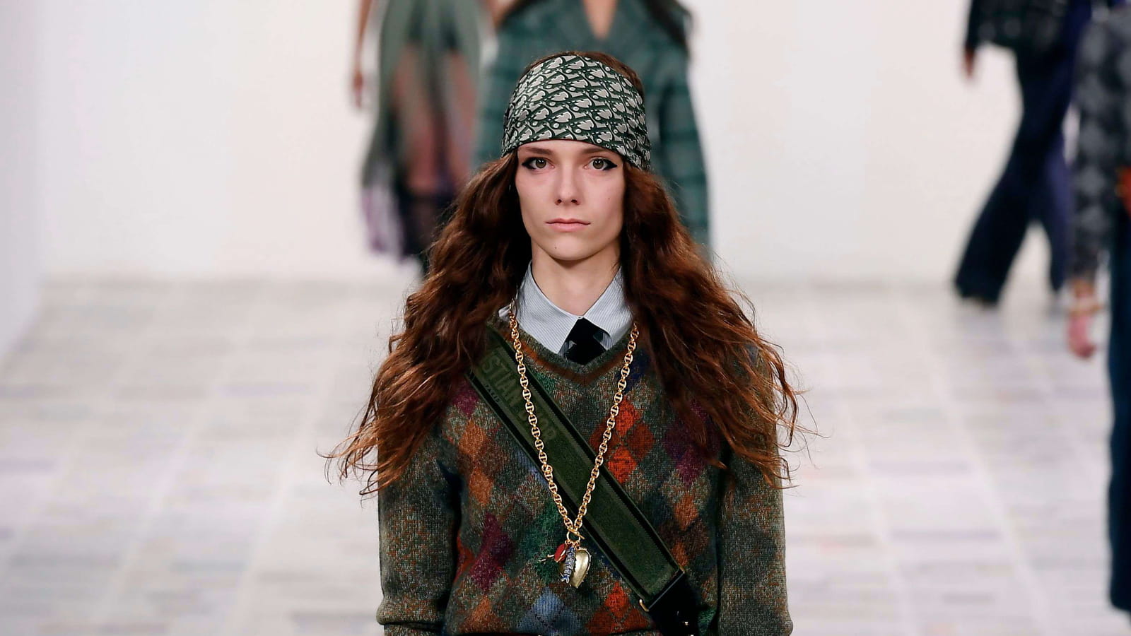 Look 74