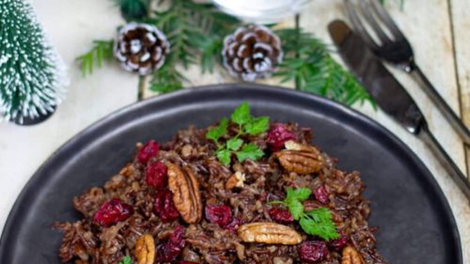 Riz rouge façon pilaf aux cranberries et noix de pécan