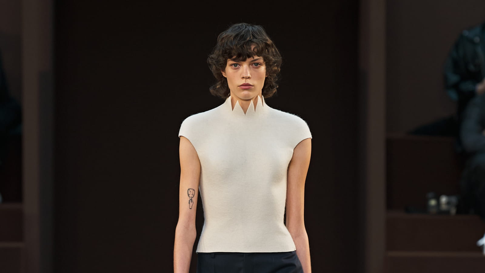 Look 12