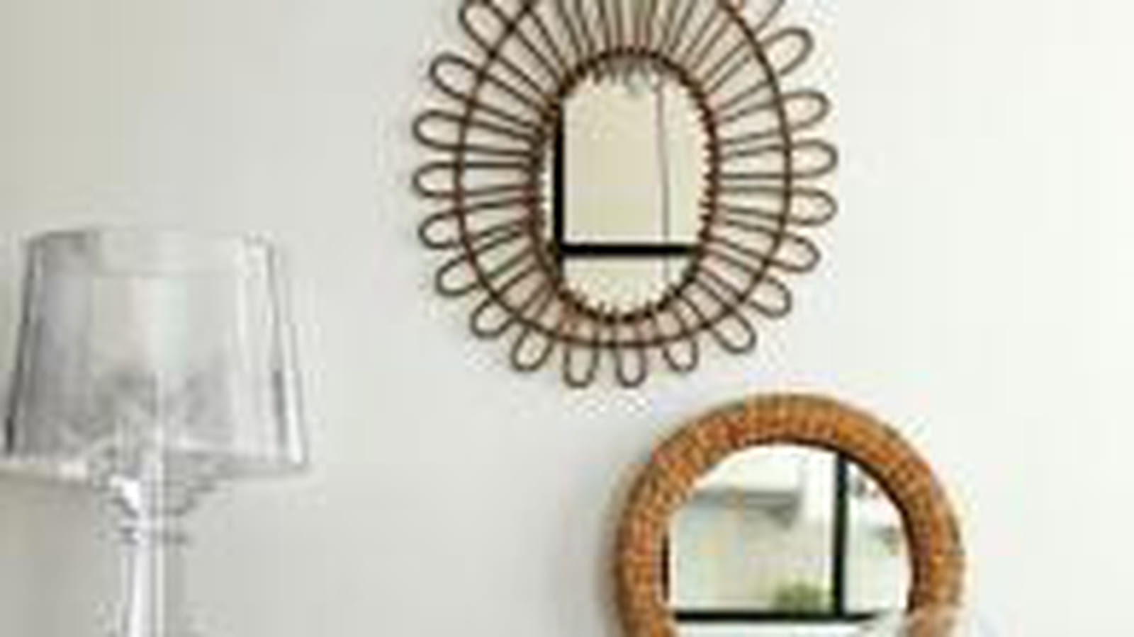 Miroirs en rotin et paille